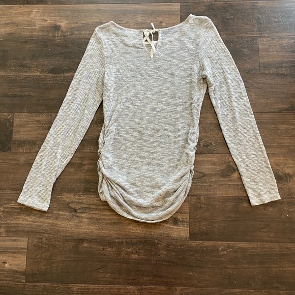Motherhood Maternity Shimmery sweater - Picture 2 of 3